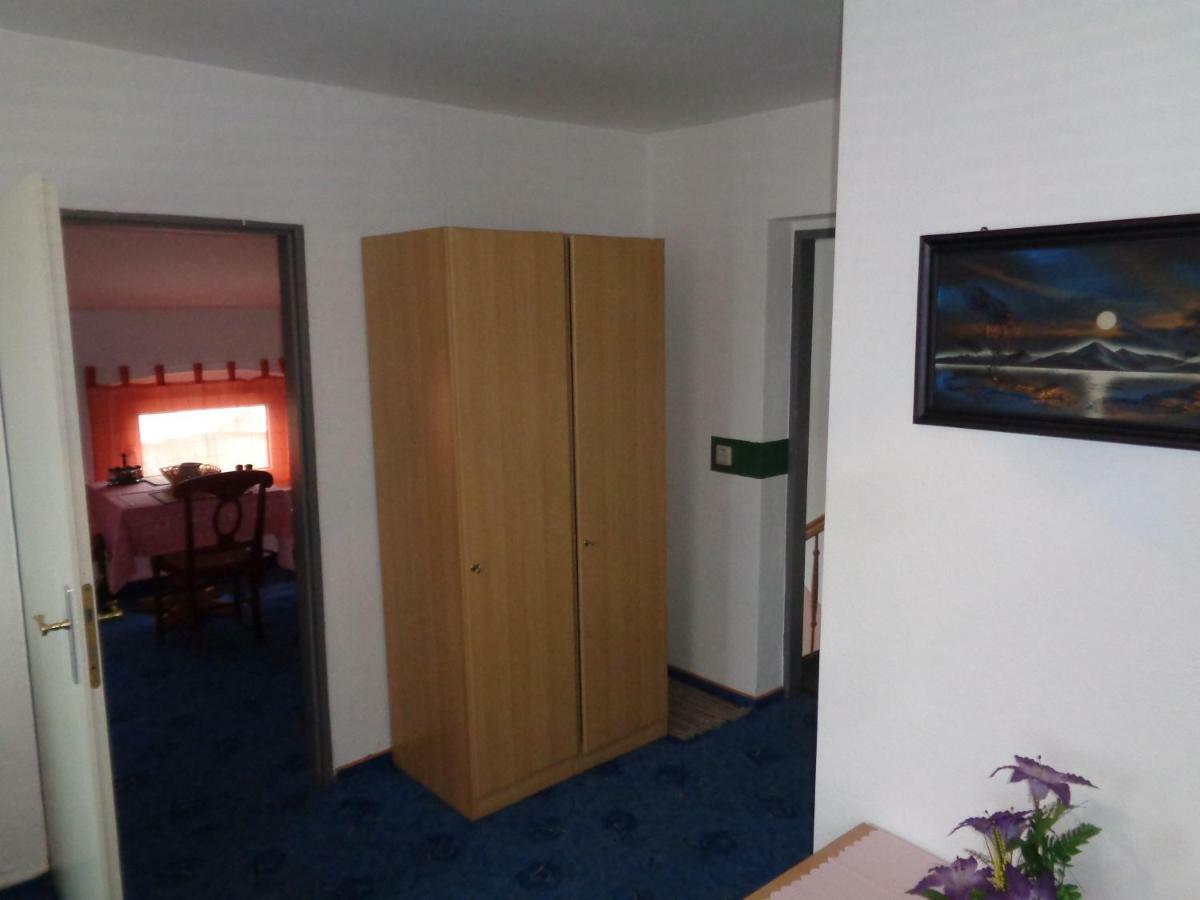 Отель Heegemuhler-Hof Эберсвальде-Финов Экстерьер фото