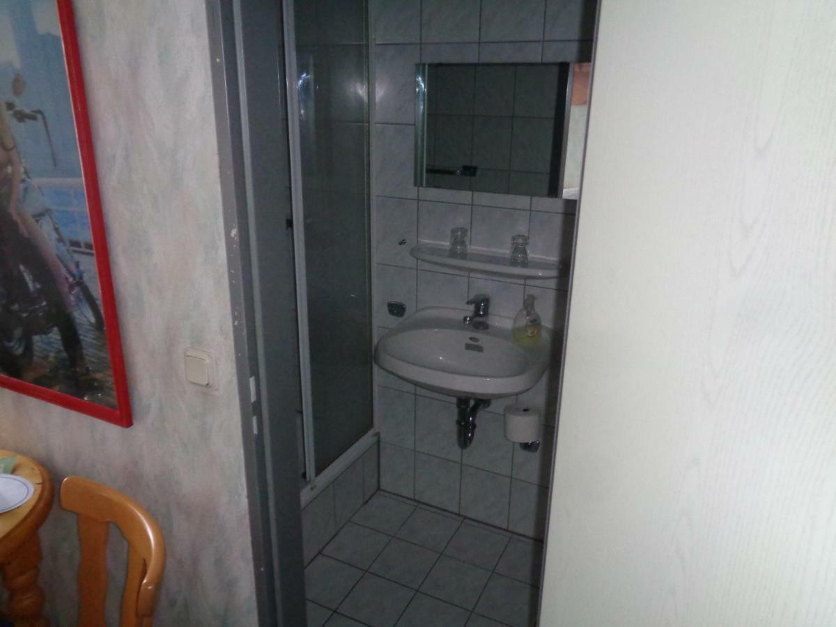 Отель Heegemuhler-Hof Эберсвальде-Финов Экстерьер фото
